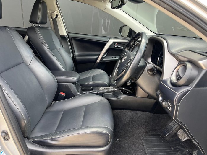 2018 Toyota RAV4 Cruiser