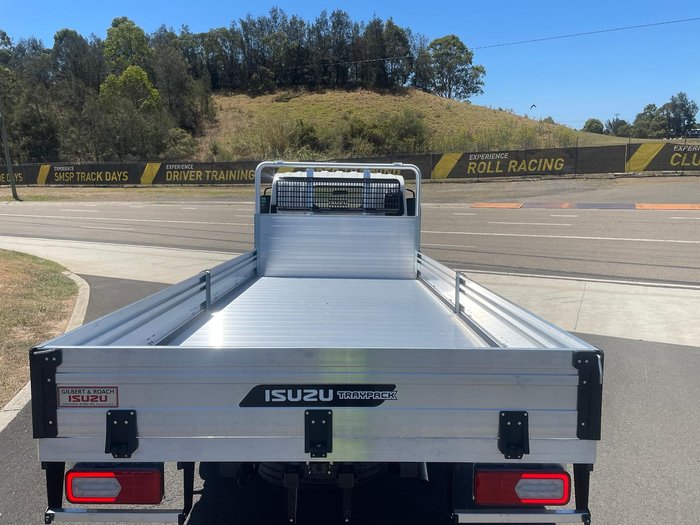 2026 Isuzu 2026 Isuzu Nlr 45-150 Mt D34 Tray Pack NLR 45-150 MT D34 Tray Pack