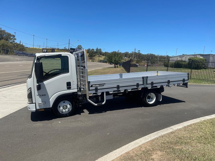 2026 Isuzu 2026 Isuzu Nlr 45-150 Mt D34 Tray Pack NLR 45-150 MT D34 Tray Pack