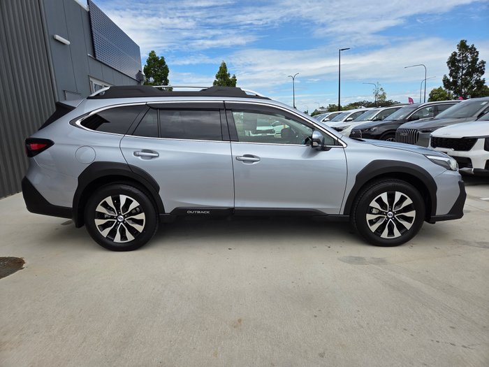 2025 Subaru Outback AWD Touring