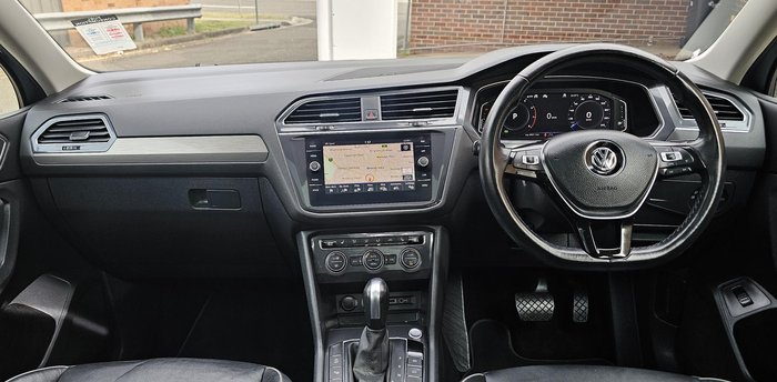 2020 Volkswagen Tiguan 132TSI Comfortline Allspace 5N MY20 Four Wheel Drive Pyrite Silver