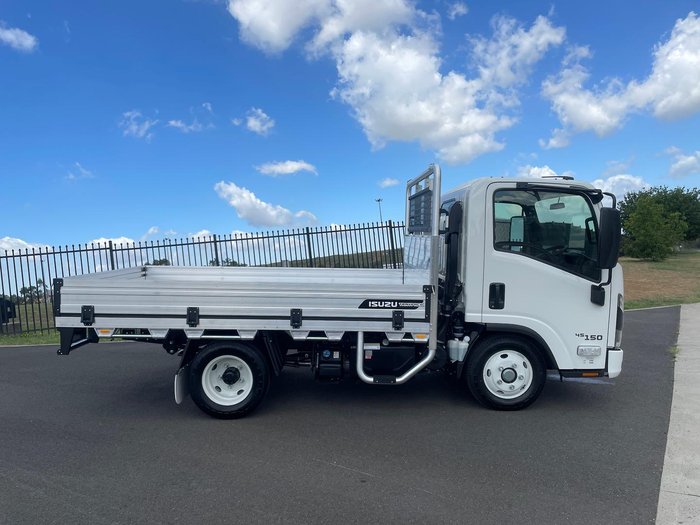 2026 Isuzu Nlr 45-150 Mt D25 Tray Pack