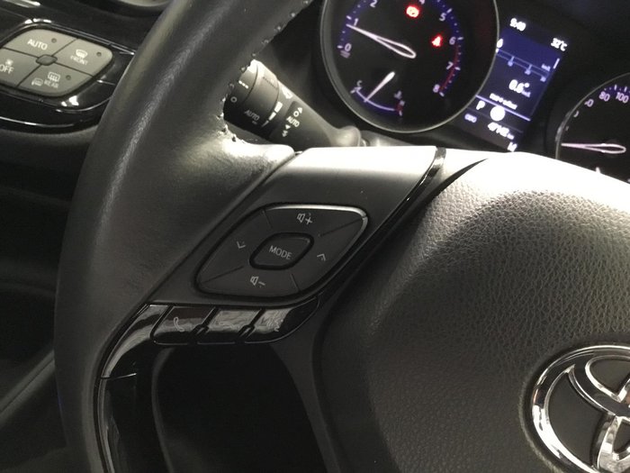 2022 Toyota C-HR GXL