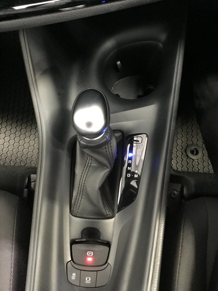 2022 Toyota C-HR GXL