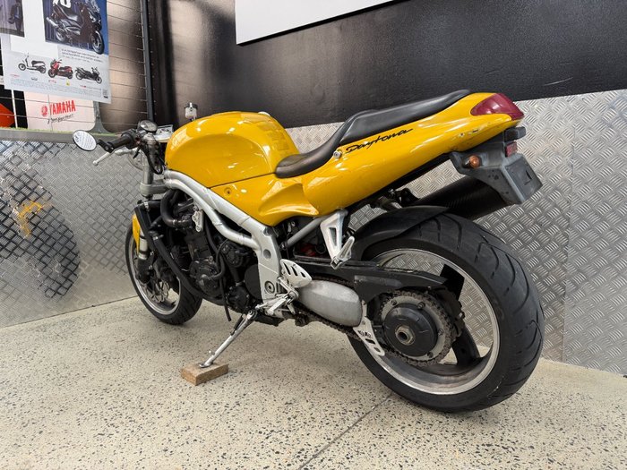 1997 Triumph T595 DAYTONA YELLOW