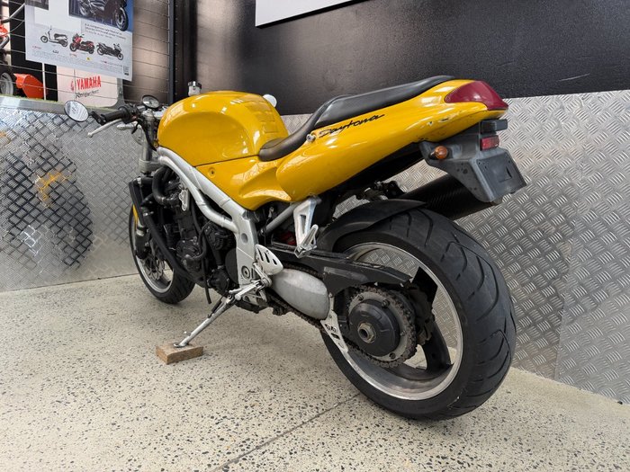 1997 Triumph T595 DAYTONA YELLOW