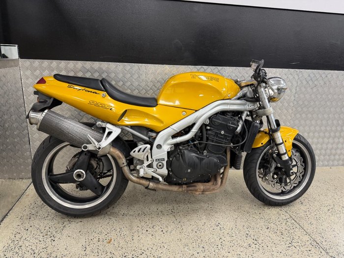 1997 Triumph T595 DAYTONA YELLOW