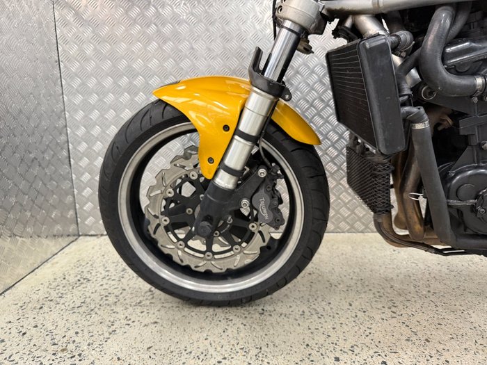 1997 Triumph T595 DAYTONA YELLOW