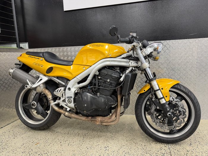 1997 Triumph T595 DAYTONA YELLOW