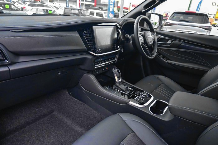 2025 Isuzu MU-X LS-T