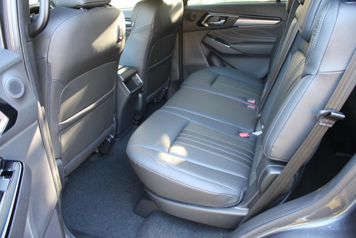 2025 Isuzu MU-X LS-T