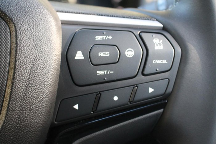 2025 Isuzu MU-X LS-T