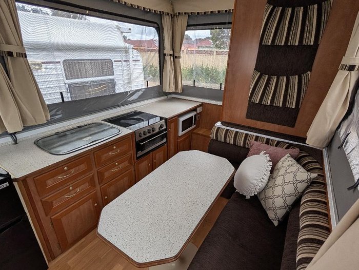 2010 Goldstream Gold Crown