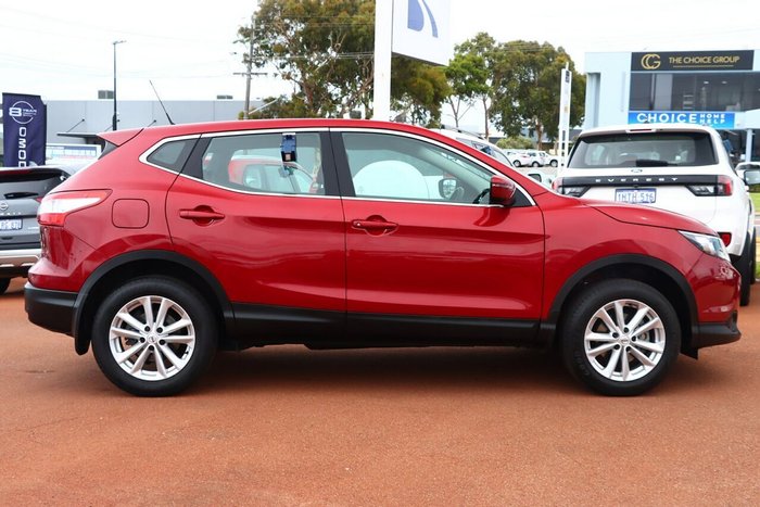 2016 Nissan QASHQAI ST