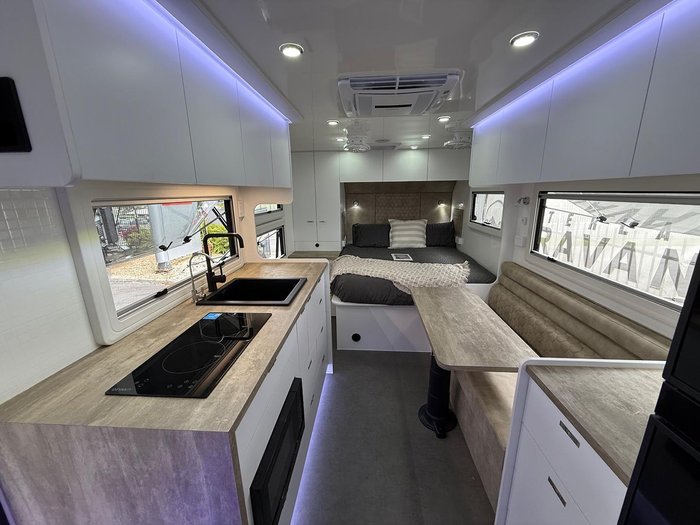 2025 Urban Caravans Skt Signature