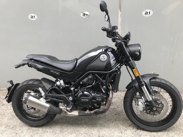 2022 Benelli Leoncino Trail