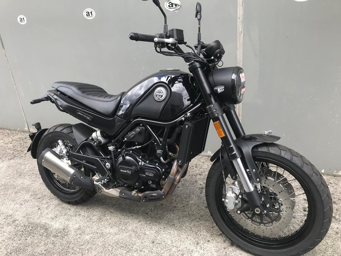 2022 Benelli Leoncino Trail