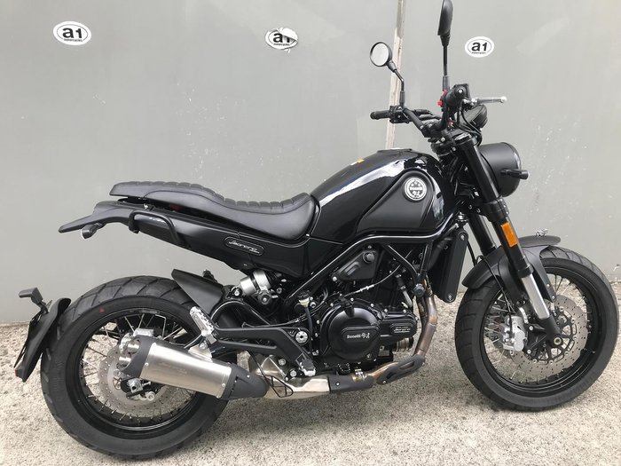 2022 Benelli Leoncino Trail