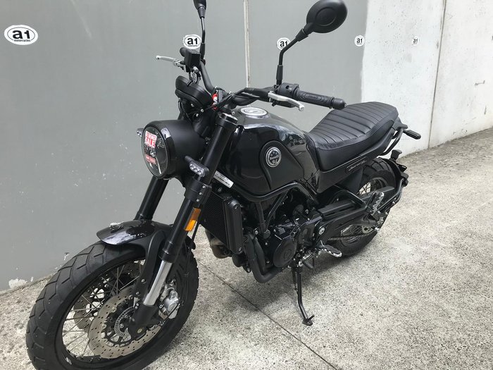 2022 Benelli Leoncino Trail