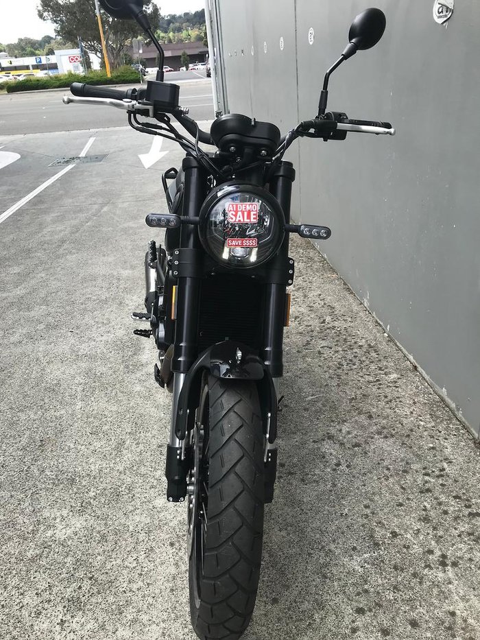 2022 Benelli Leoncino Trail