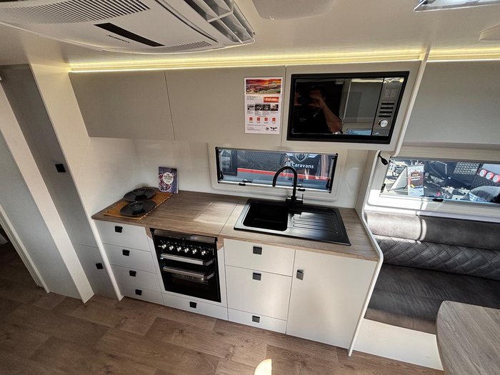 2025 JB Caravans Dirt Road Xtreme