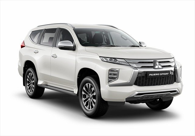 2024 MITSUBISHI Pajero Sport GLX