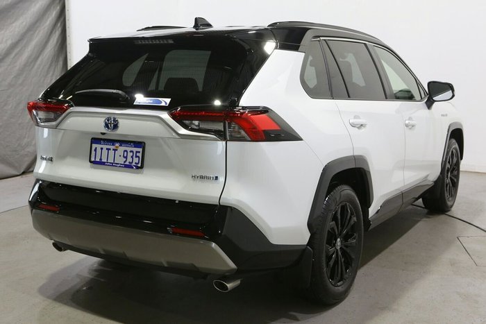 2024 Toyota RAV4 XSE