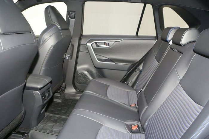 2024 Toyota RAV4 XSE