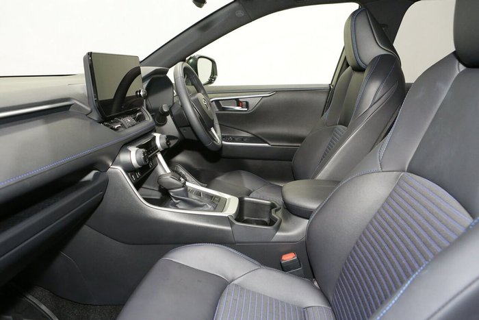 2024 Toyota RAV4 XSE