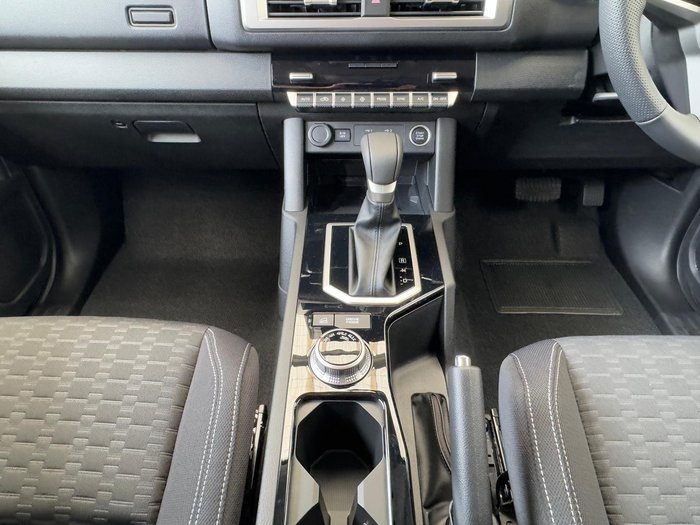 2025 Mitsubishi Triton GLS