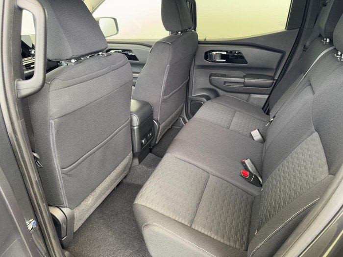 2025 Mitsubishi Triton GLS