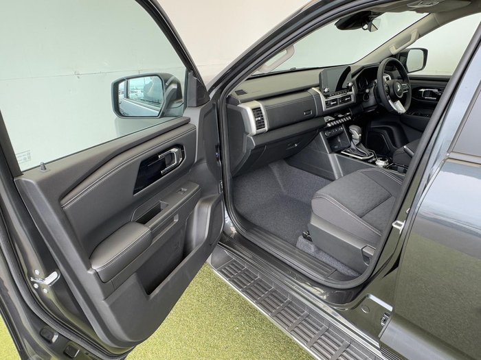 2025 Mitsubishi Triton GLS