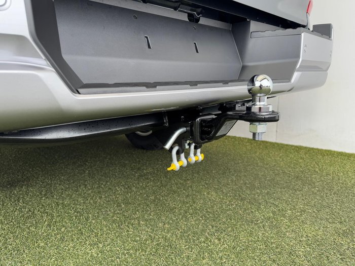 2025 Mitsubishi Triton GLS