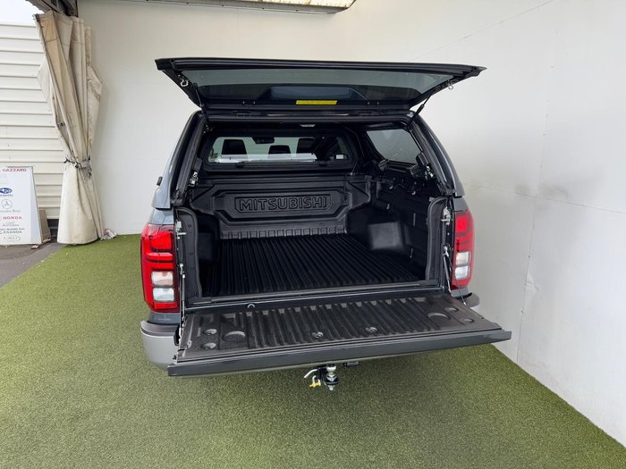 2025 Mitsubishi Triton GLS