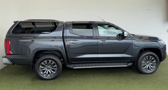 2025 Mitsubishi Triton GLS