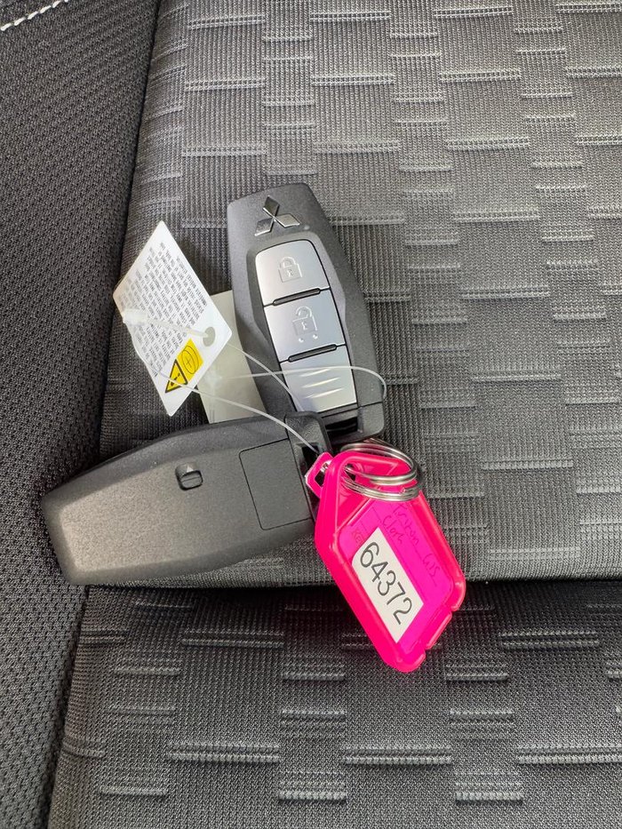 2025 Mitsubishi Triton GLS