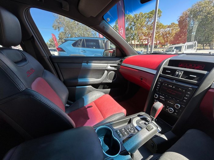 2010 Holden Commodore SS V