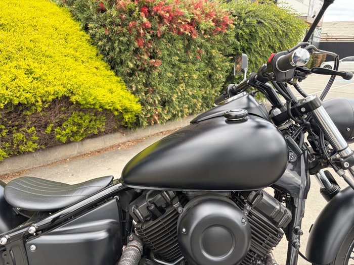 2014 Yamaha XVS650 V-STAR CUSTOM Black