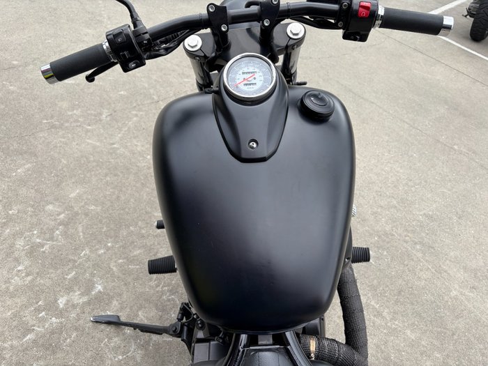 2014 Yamaha XVS650 V-STAR CUSTOM Black