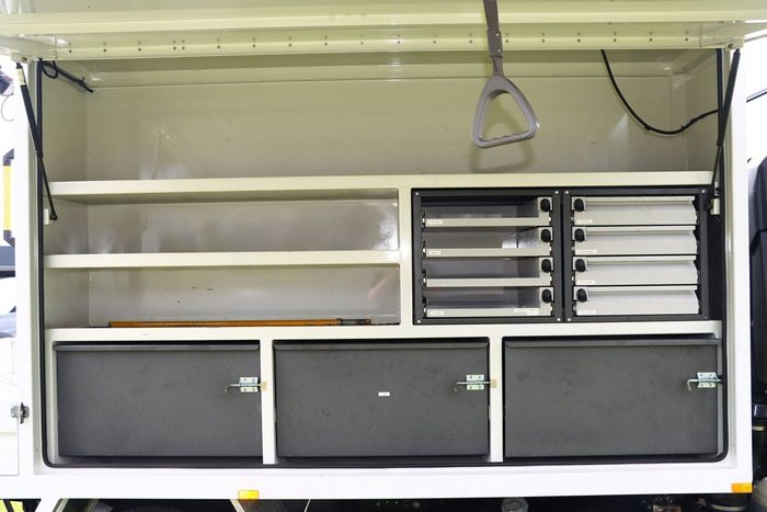 2019 Isuzu NLR 45-150 (SWB)