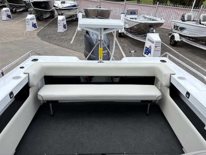 2025 QUINTREX 500 Fishabout Pro