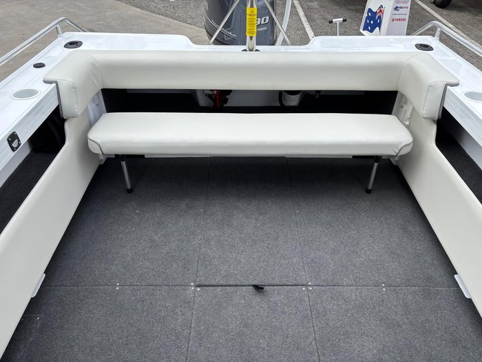 2025 QUINTREX 500 Fishabout Pro