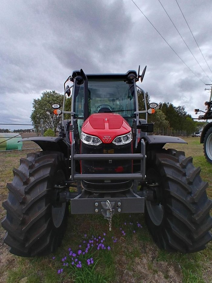 2025 Massey Ferguson 5M.95 Cab