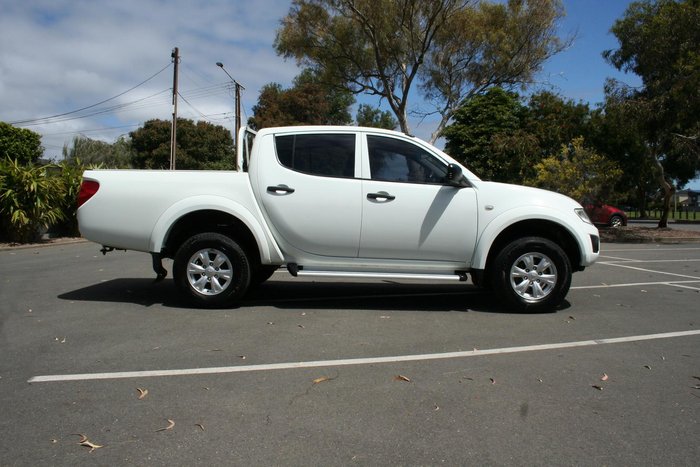 2014 Mitsubishi Triton GLX MN MY15 4X4 Dual Range White