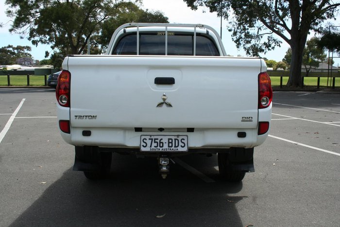 2014 Mitsubishi Triton GLX MN MY15 4X4 Dual Range White