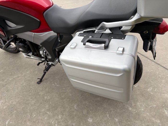 2012 Honda VFR1200X CROSS TOURER Maroon