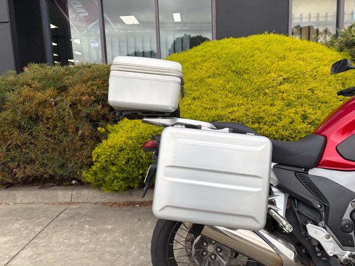 2012 Honda VFR1200X CROSS TOURER Maroon