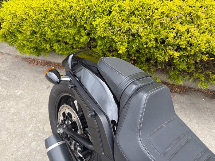 2018 HARLEY-DAVIDSON FXFBS FAT BOB Black