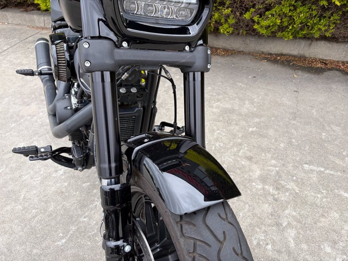 2018 HARLEY-DAVIDSON FXFBS FAT BOB Black