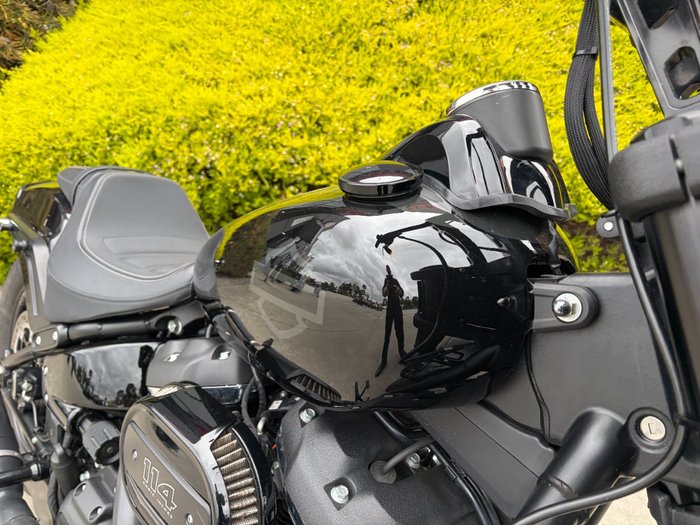 2018 HARLEY-DAVIDSON FXFBS FAT BOB Black